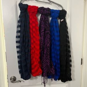 Scarf lot set of 5